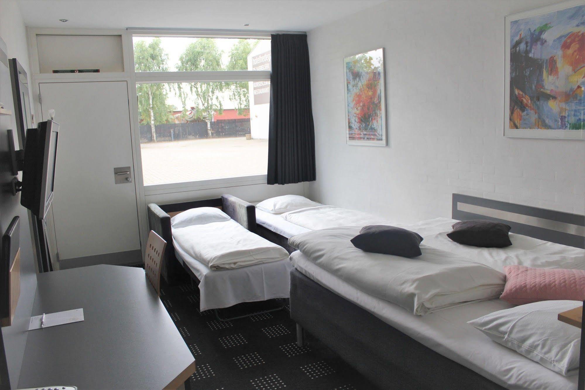 Hotel Hedegaarden วายเล ภายนอก รูปภาพ