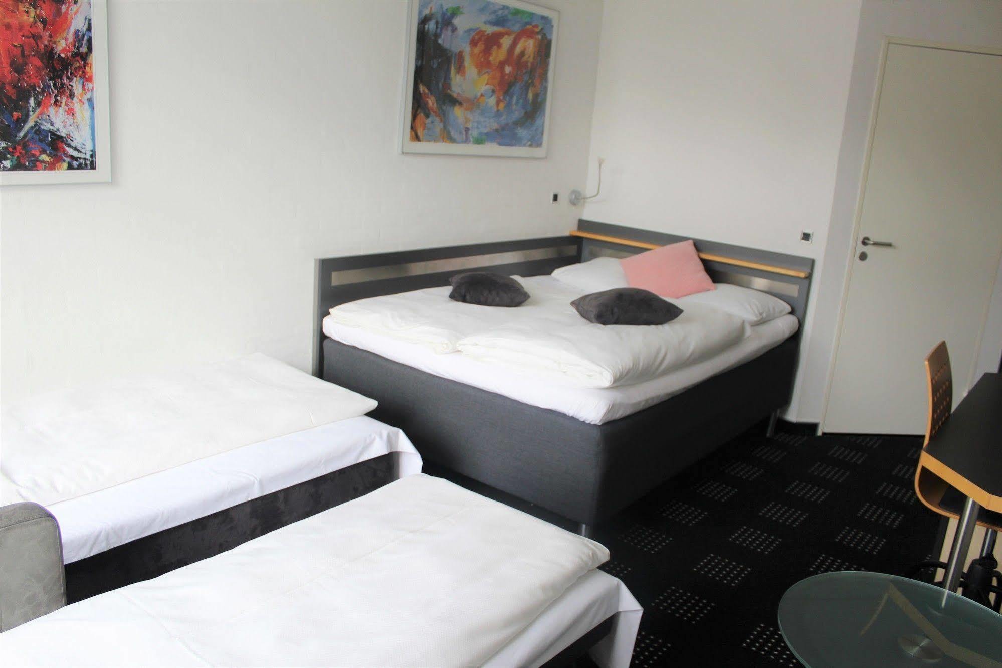 Hotel Hedegaarden วายเล ภายนอก รูปภาพ